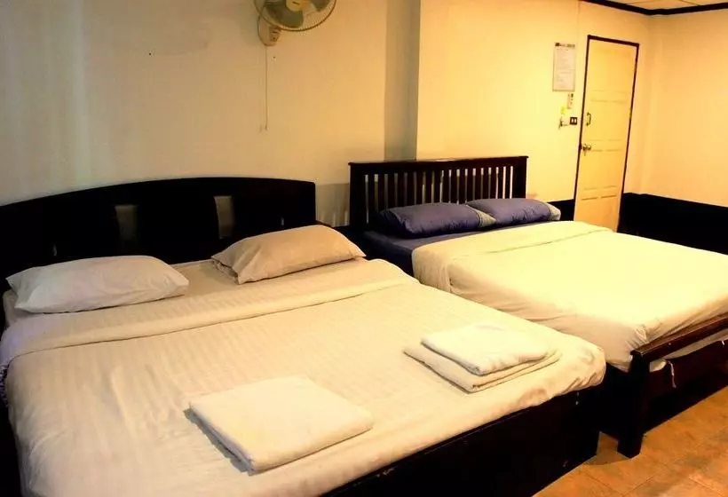 Hotel Golden Bee Phi Phi