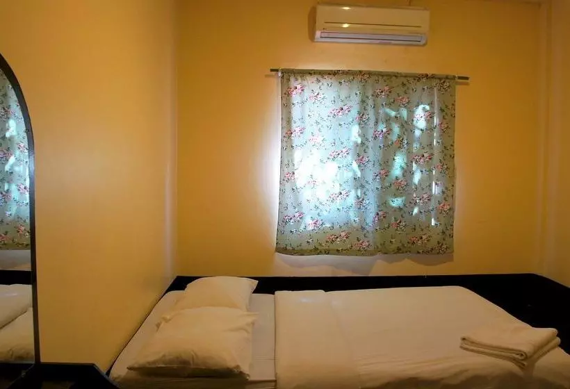 Hotel Golden Bee Phi Phi