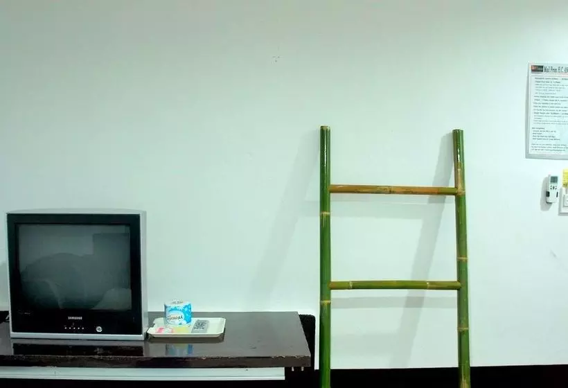 Hotel Golden Bee Phi Phi