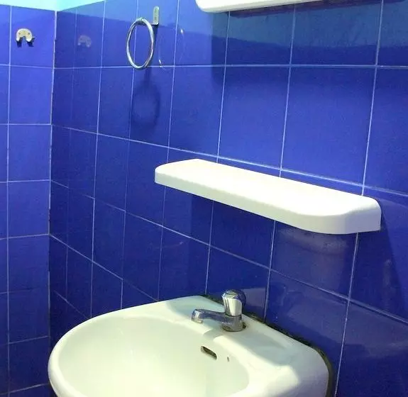 Hotel Golden Bee Phi Phi