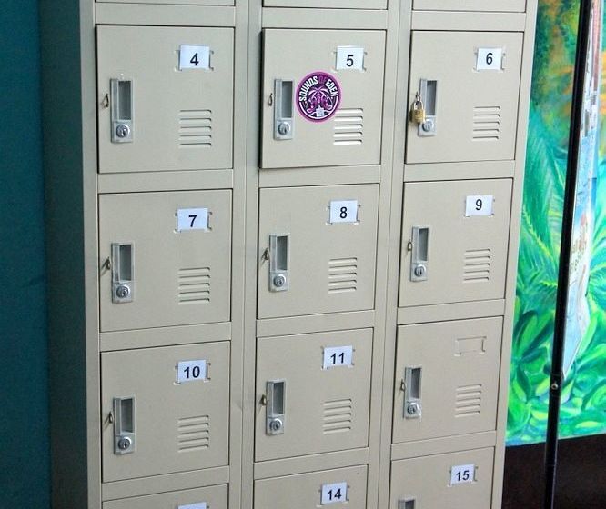 בית מלון כפרי Golden Bee Phi Phi