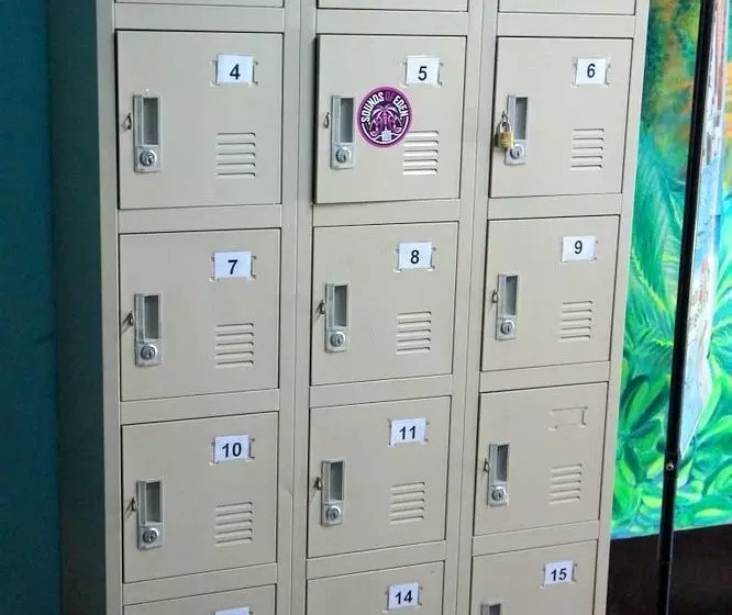 Hotel Golden Bee Phi Phi