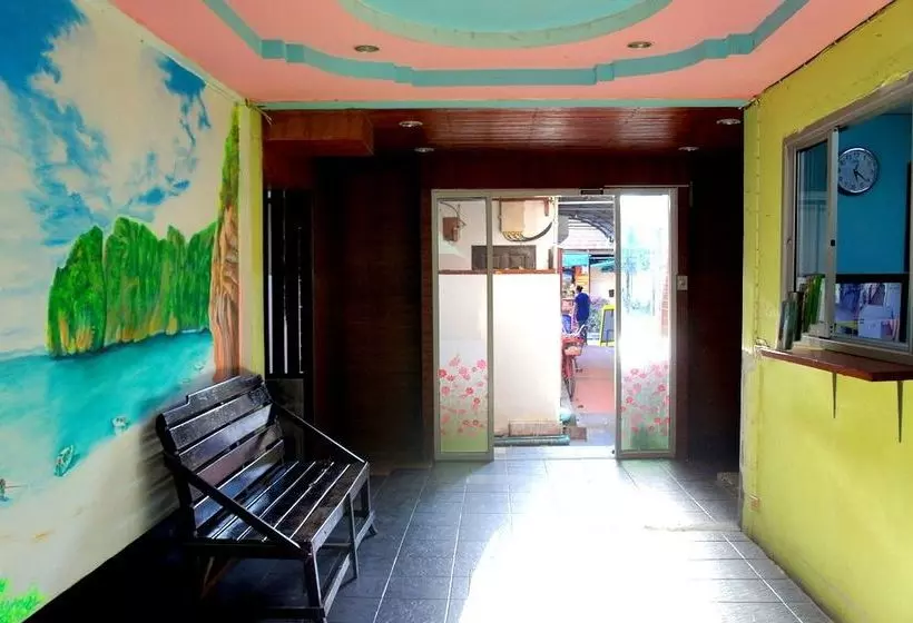Hotel Golden Bee Phi Phi