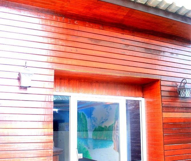 בית מלון כפרי Golden Bee Phi Phi