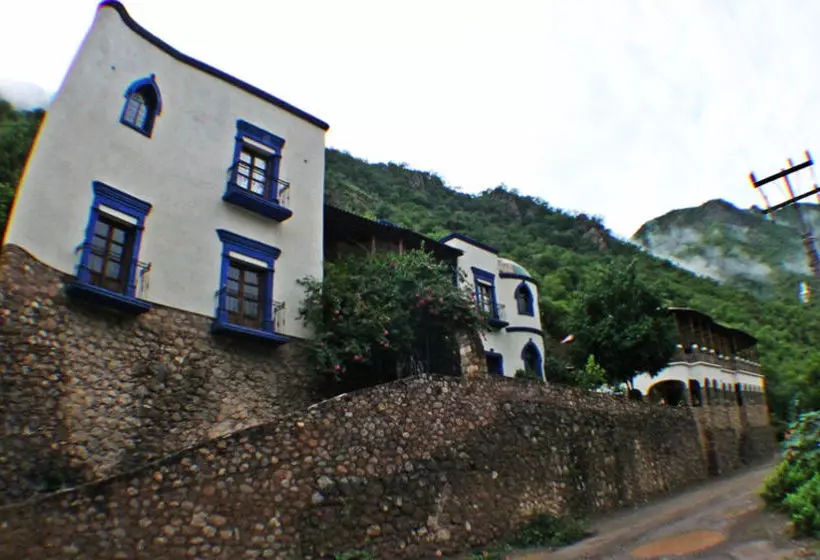 호텔 Hacienda Del Río Batopilas