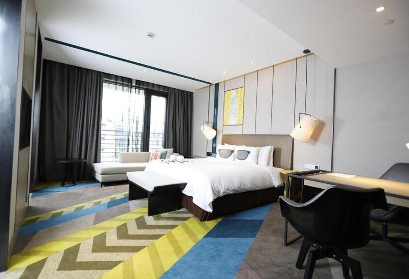 Minimax Premier Hotel Shanghai Hongqiao