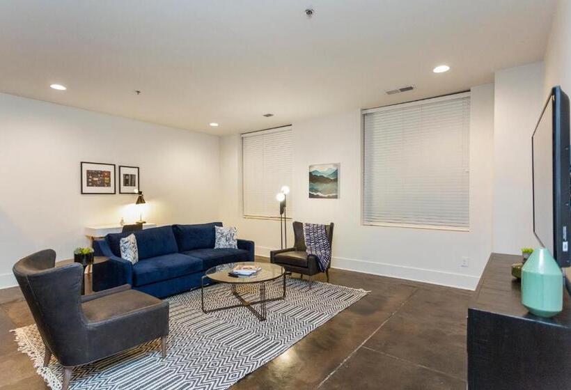 هتل Mint House At The Reserve  Nashville