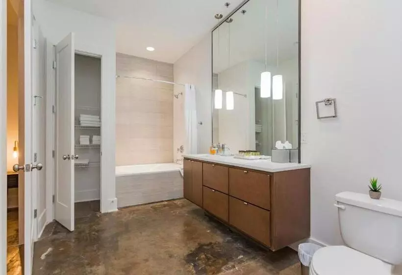 هتل Mint House At The Reserve Nashville