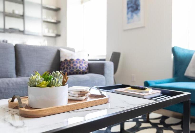 هتل Mint House At The Reserve  Nashville