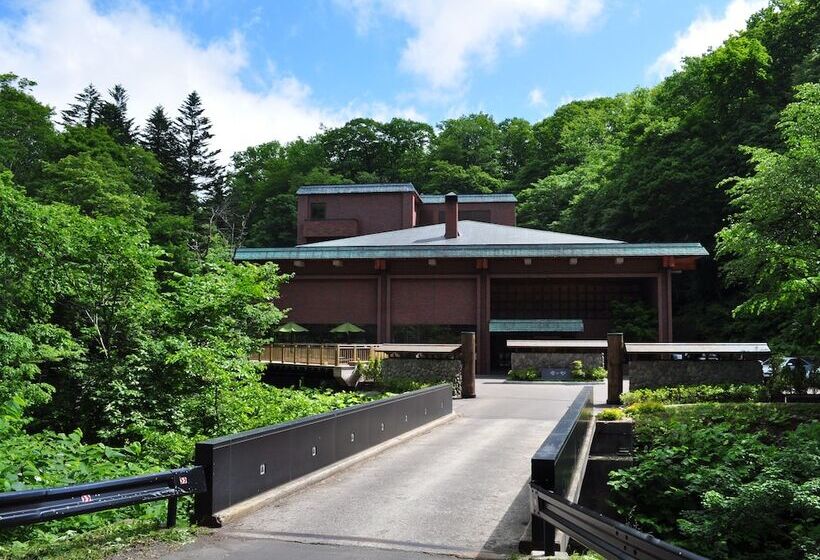 Hotel Niseko Konbu Onsen Tsuruga Moku No Sho