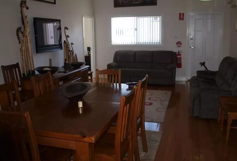 King Street Boutique Motel