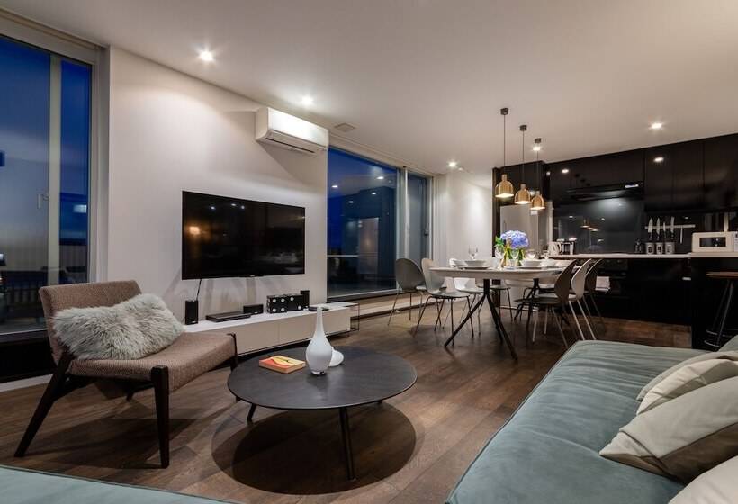 Kira Kira Suites By H2 Life