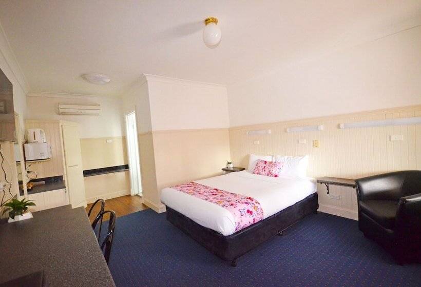 Мотель Ben Chifley Motor Inn