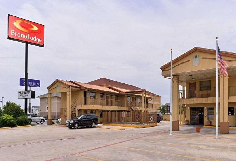 فندق على الطريق Econo Lodge