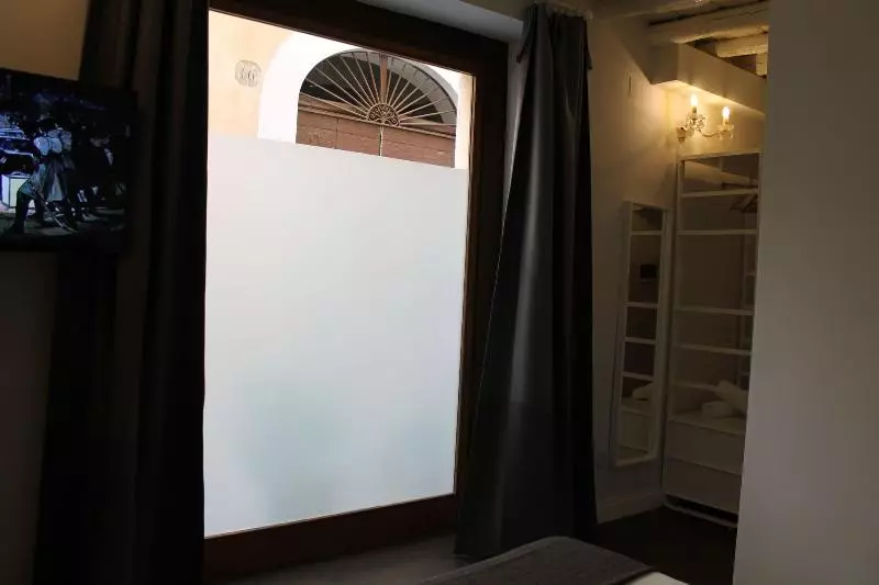 پانسیون Relais Arco Della Pace