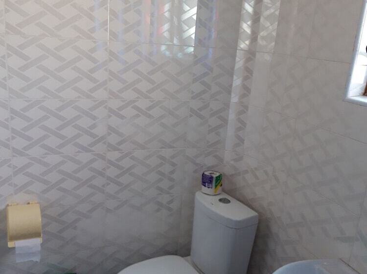 膳宿费 Afiki Resort