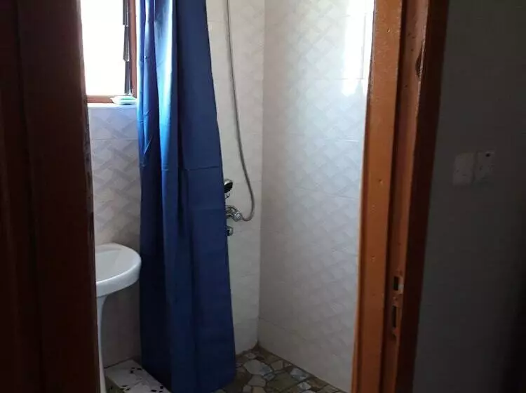 膳宿费 Afiki Resort