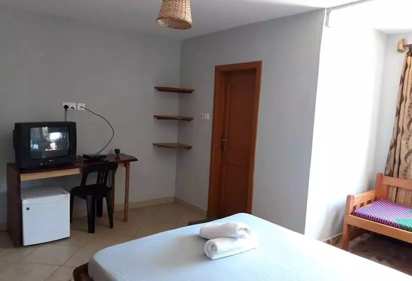 膳宿费 Afiki Resort