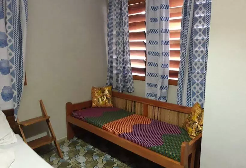 膳宿费 Afiki Resort