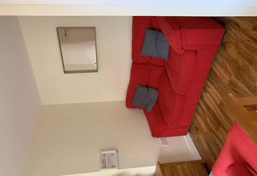 1 Lochness Rooms&hostel