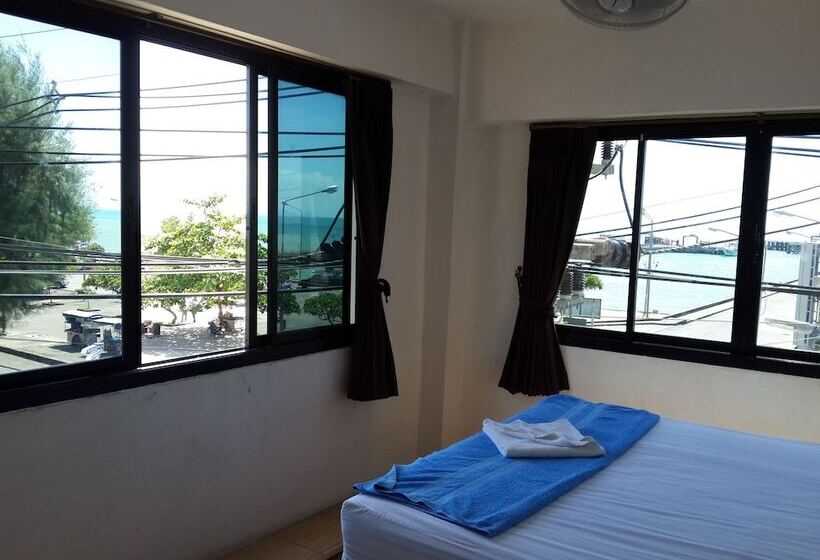 Coffee Island   Hostel