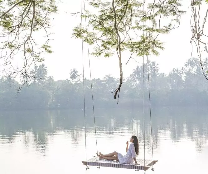 Anantara Kalutara Resort