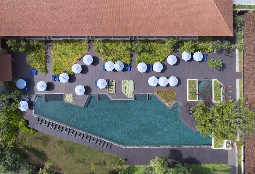 Anantara Kalutara Resort