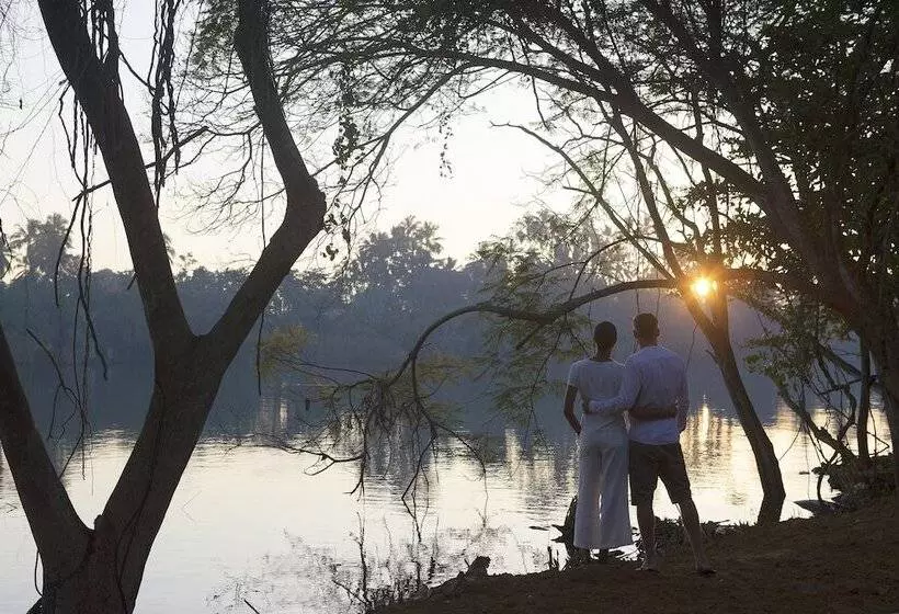 Anantara Kalutara Resort