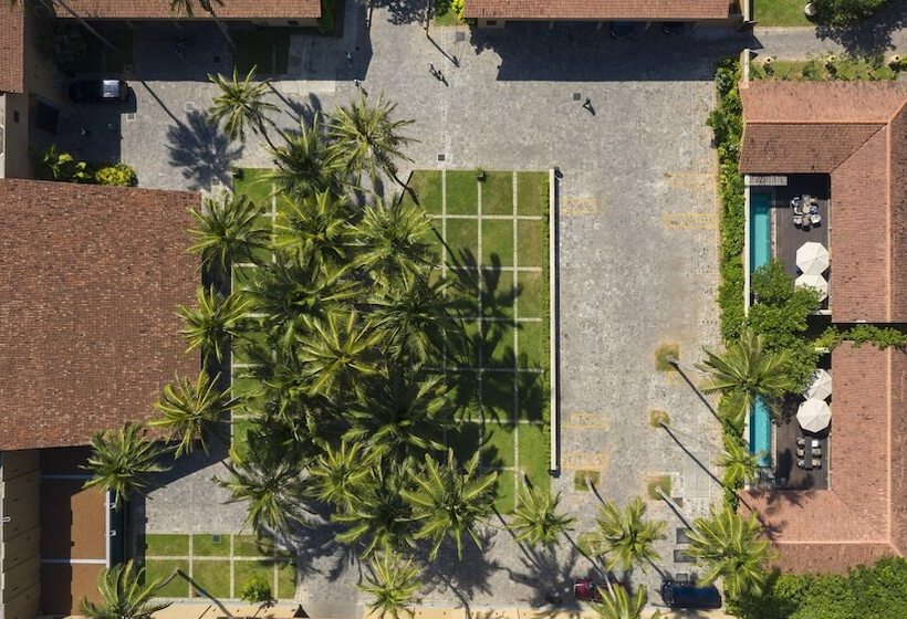 Anantara Kalutara Resort