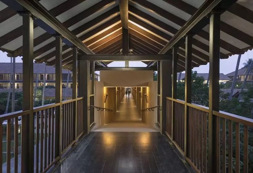 Anantara Kalutara Resort