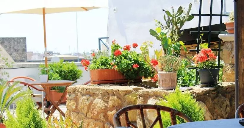 تختخواب و صبحانه La Corte Degli Spada Borgo Antico Del Salento