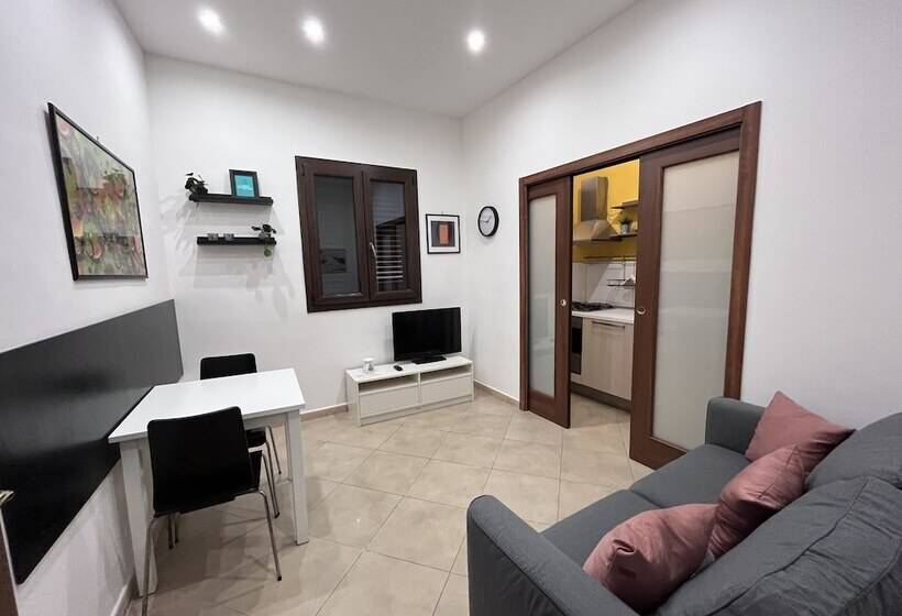 مبيت وإفطار La Corte Degli Spada   Borgo Antico Del Salento