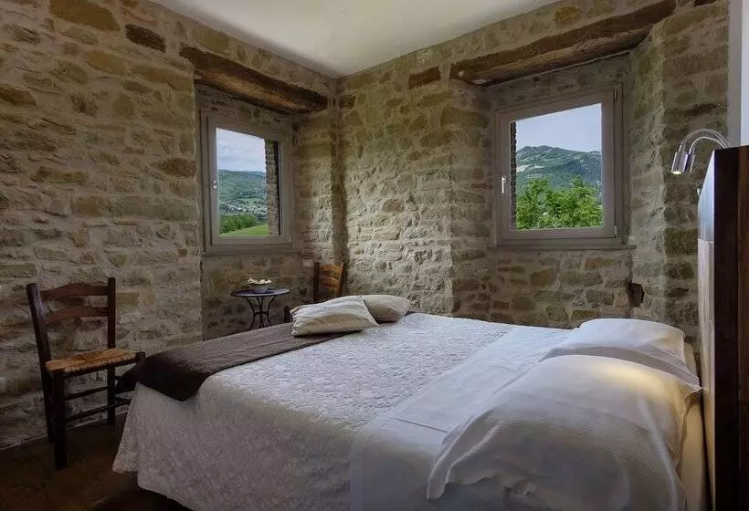 Bed and Breakfast Palazzo Serre Piscina & Natura