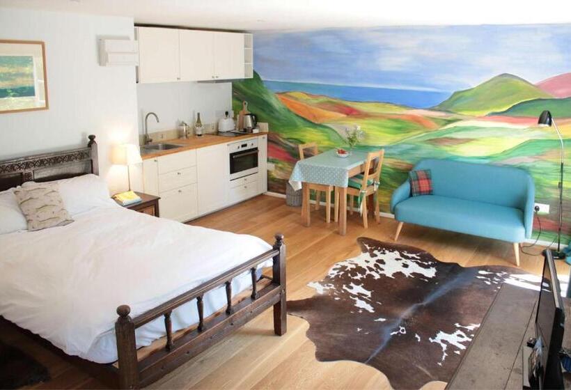 צימר The Old Rectory, Kettlebaston