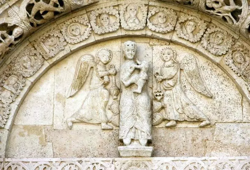 Ciao Hotel & Residence   Apartments