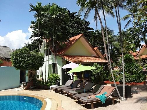 בית מלון כפרי Chalala Samui Resort