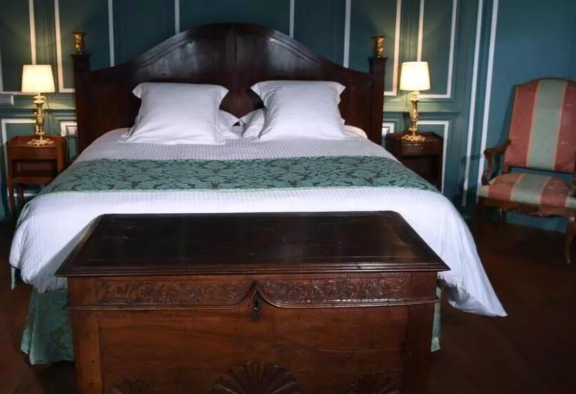 هتل Château Hôtel De Warenghien