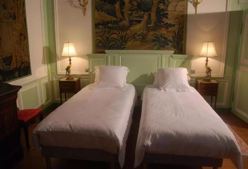 هتل Château Hôtel De Warenghien