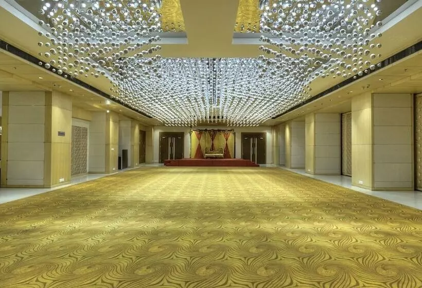 فندق Delite Grand