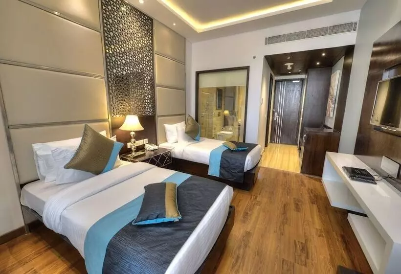 فندق Delite Grand