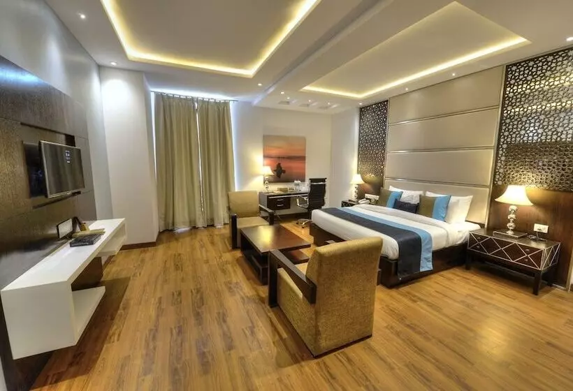 فندق Delite Grand