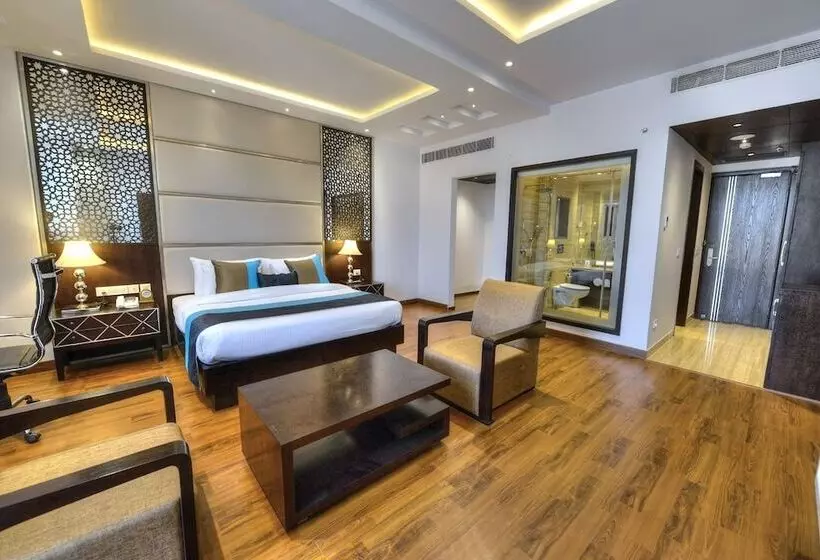 فندق Delite Grand