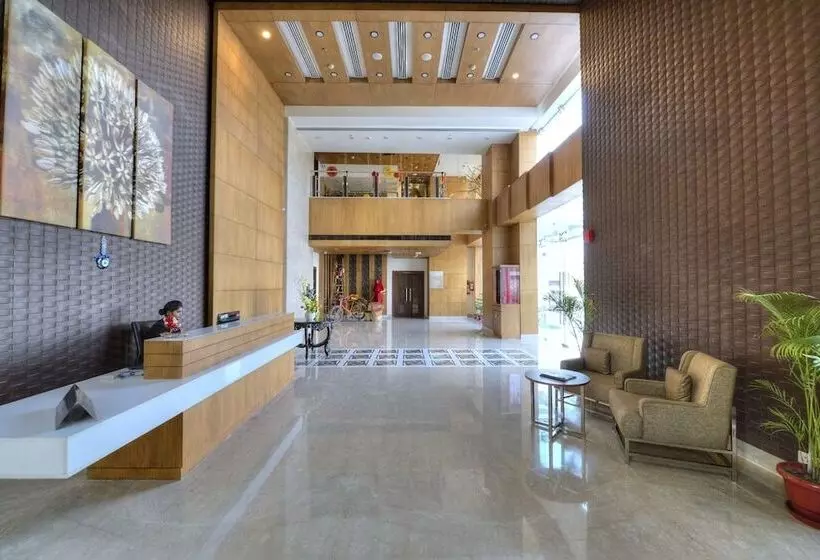 فندق Delite Grand