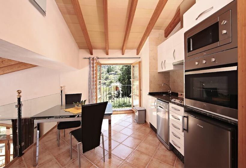 هتل Agroturisme Finca Sa Maniga