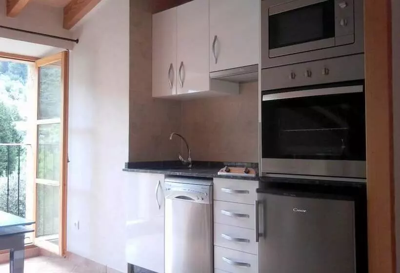 هتل Agroturisme Finca Sa Maniga