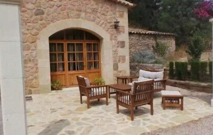 هتل Agroturisme Finca Sa Maniga