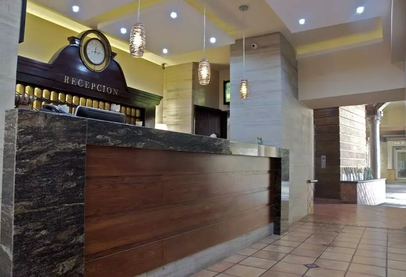 酒店 Hacienda Del Sol