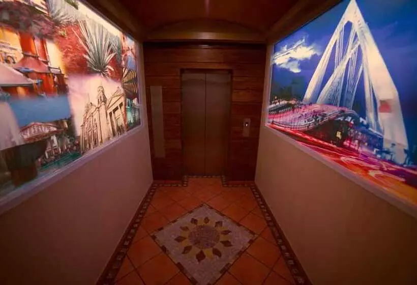 酒店 Hacienda Del Sol