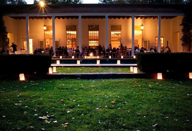 فندق Los Poblanos Historic Inn & Organic Farm