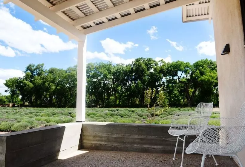 فندق Los Poblanos Historic Inn & Organic Farm